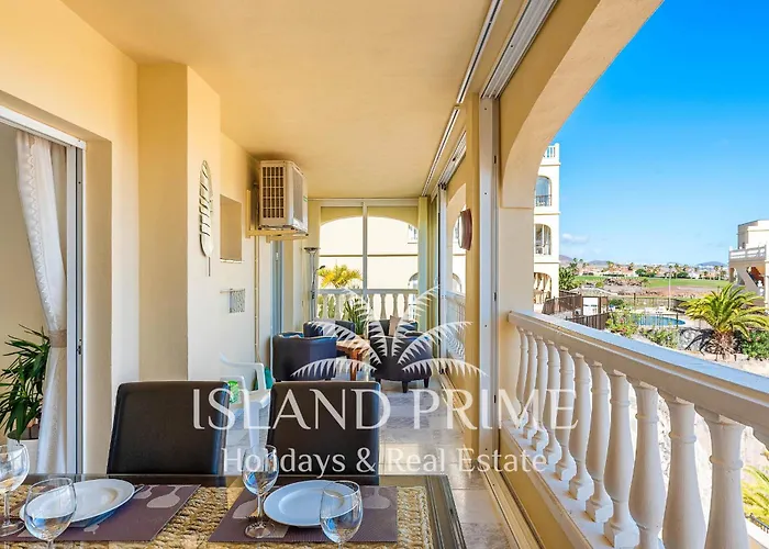 Appartement Stunning Golf & Sea Views With Heated Pool Ogg106